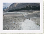 Walk back from Athabasca Glacier * 2592 x 1944 * (1.75MB)